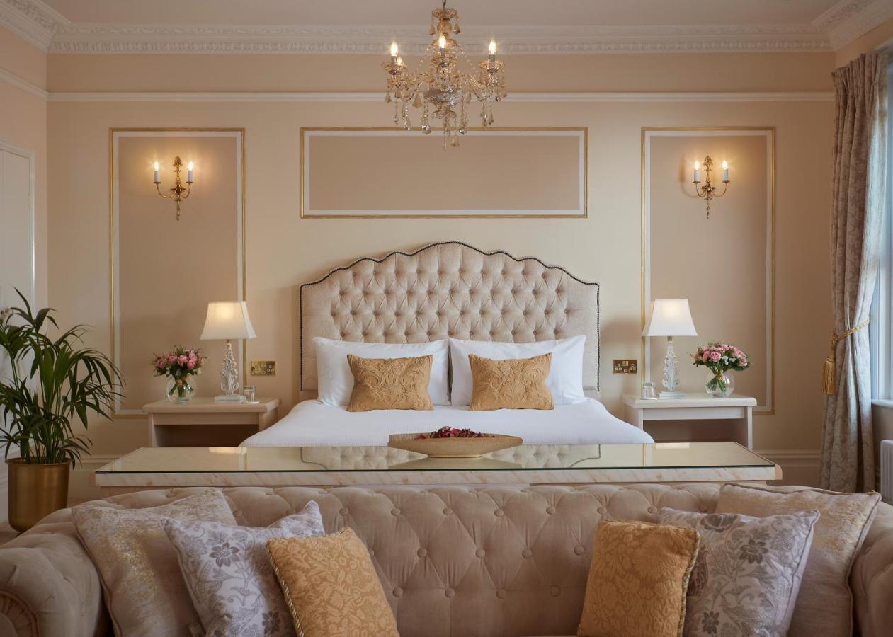 Bathen House Boutique Hotel Exterior photo A bedroom at the hotel