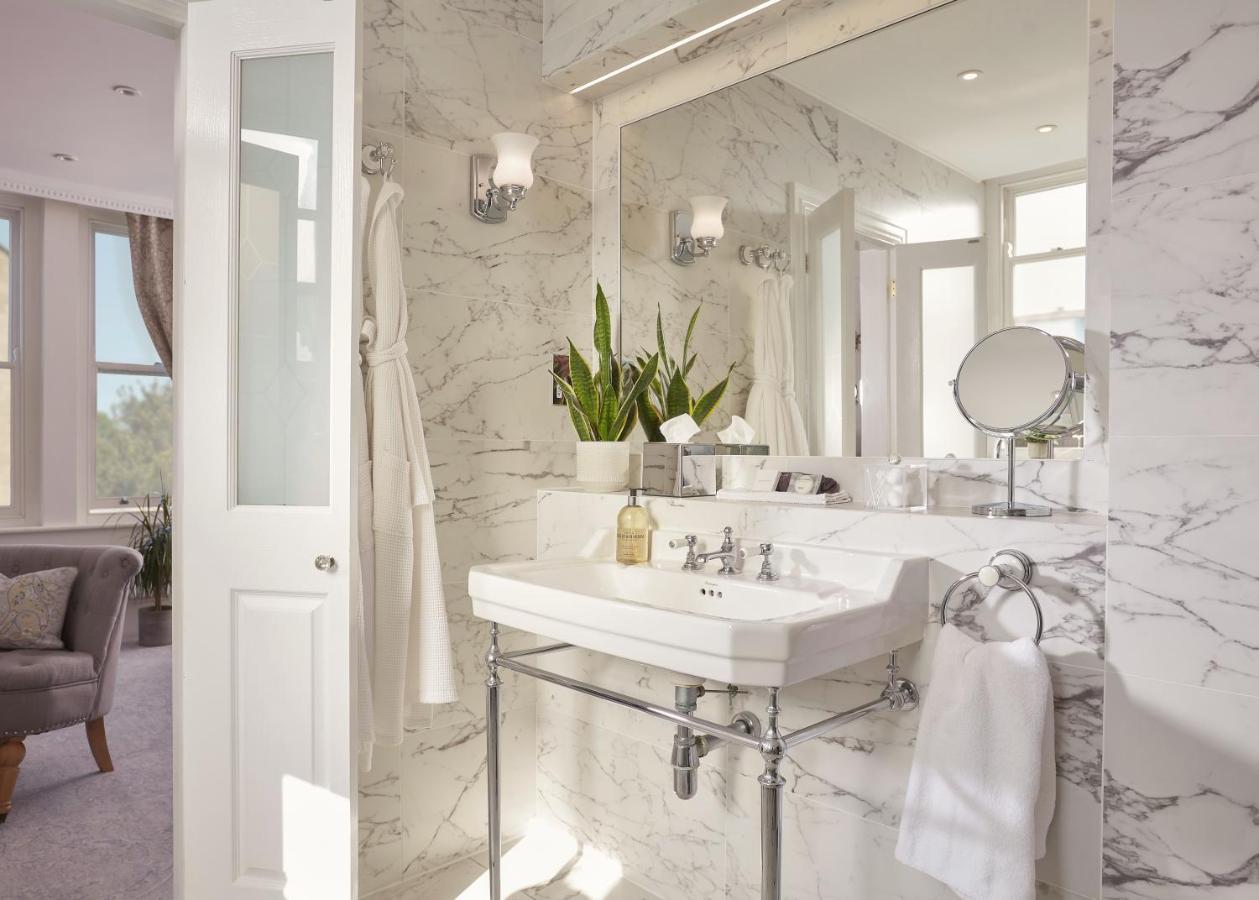 Bathen House Boutique Hotel Exterior photo Bathroom